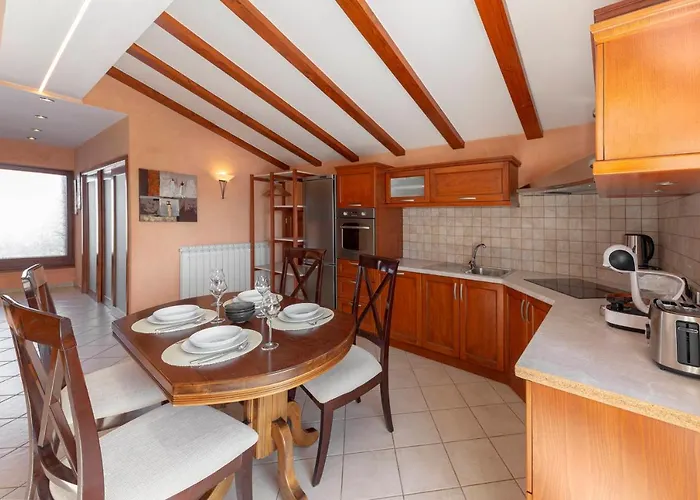 Apartma Koper Appartement Pobegi