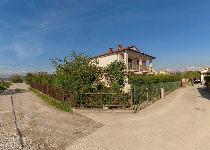 Apartma Koper 公寓